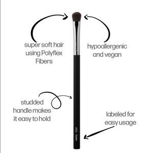 Laruce Beauty Shadow Brush LR110
